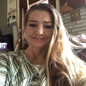 Meet your Posher, Cynthia